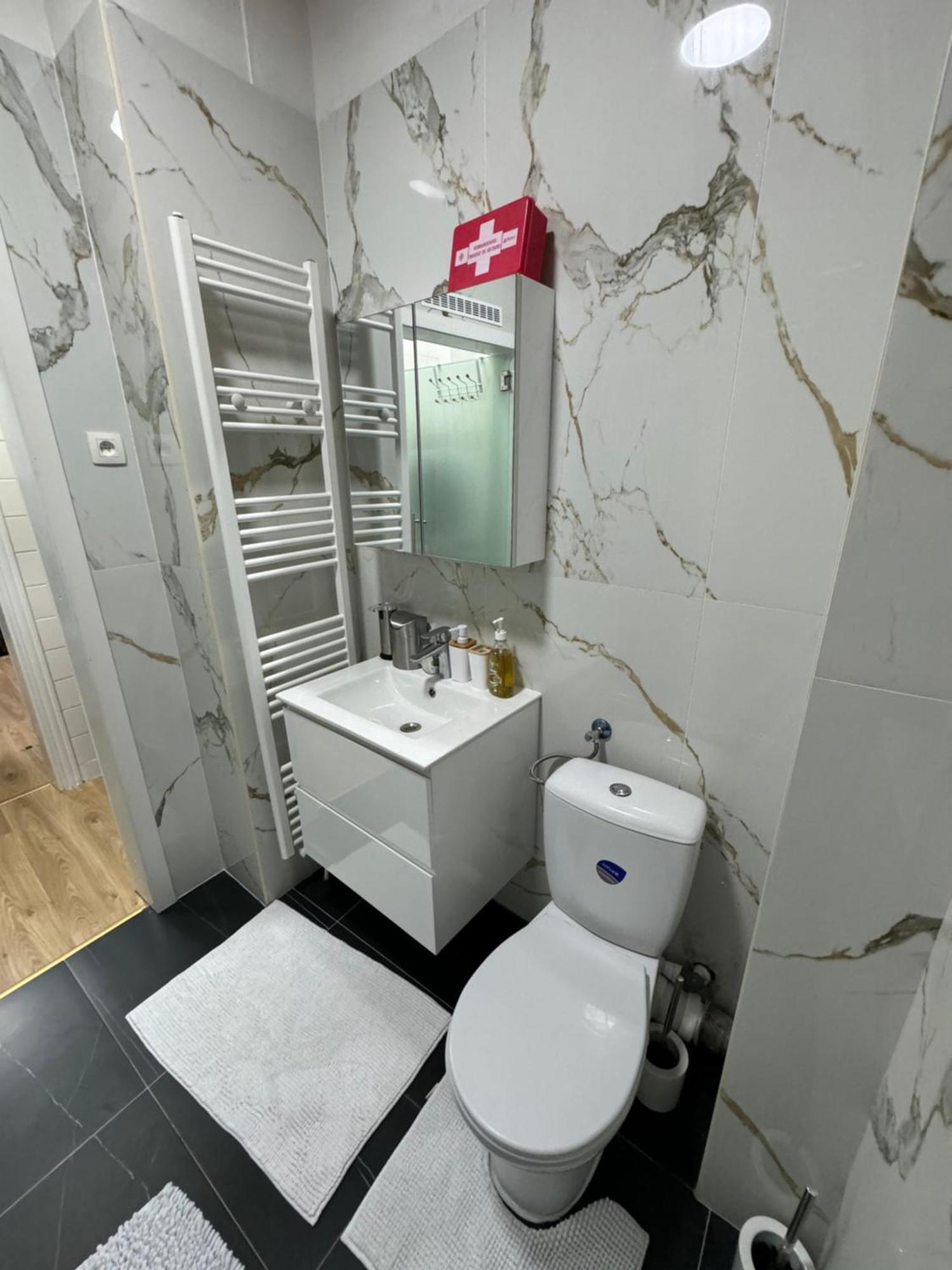 Appartement 2 Chambre Luxueuse A Jette 布鲁塞尔 外观 照片