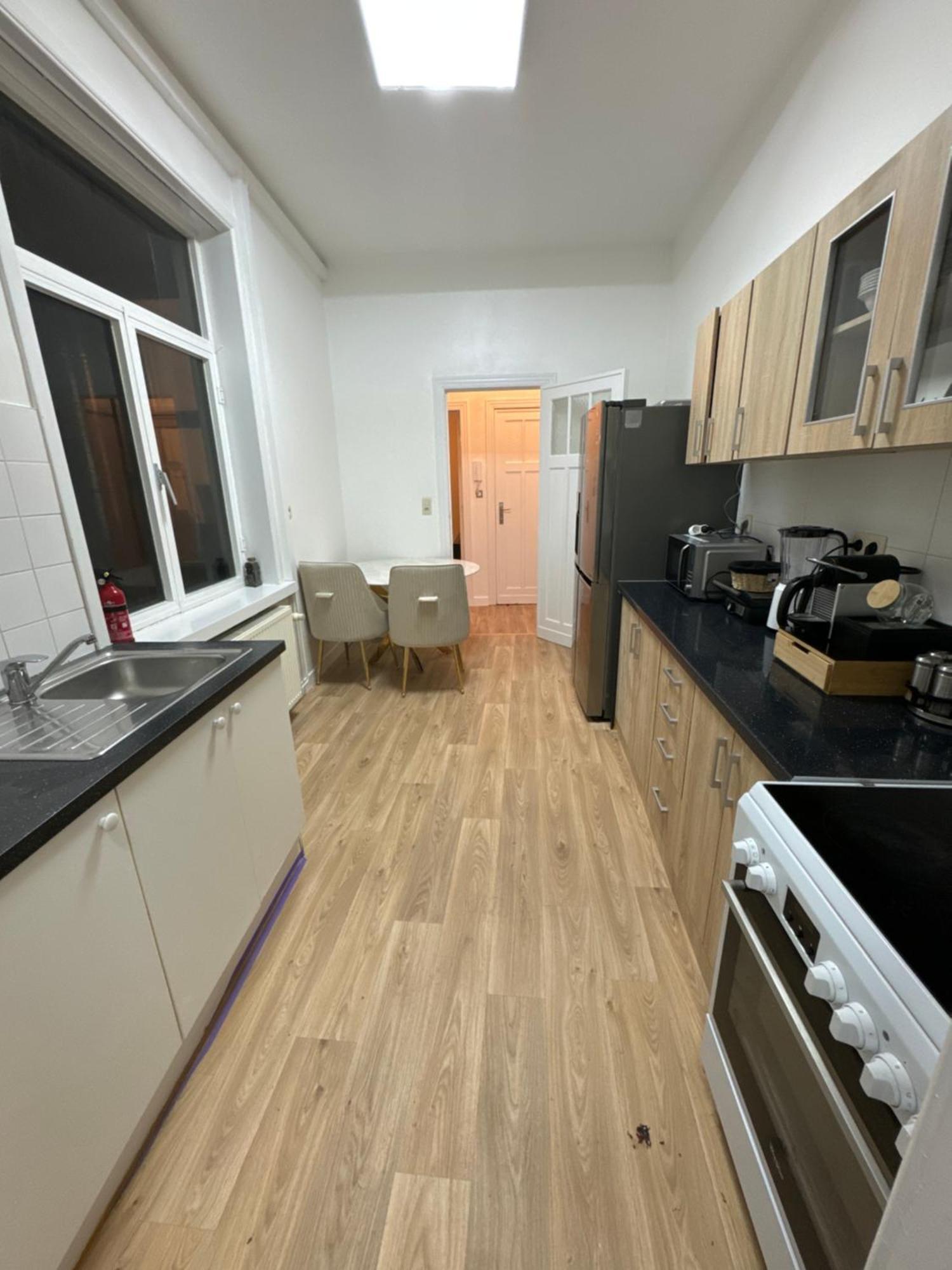 Appartement 2 Chambre Luxueuse A Jette 布鲁塞尔 外观 照片